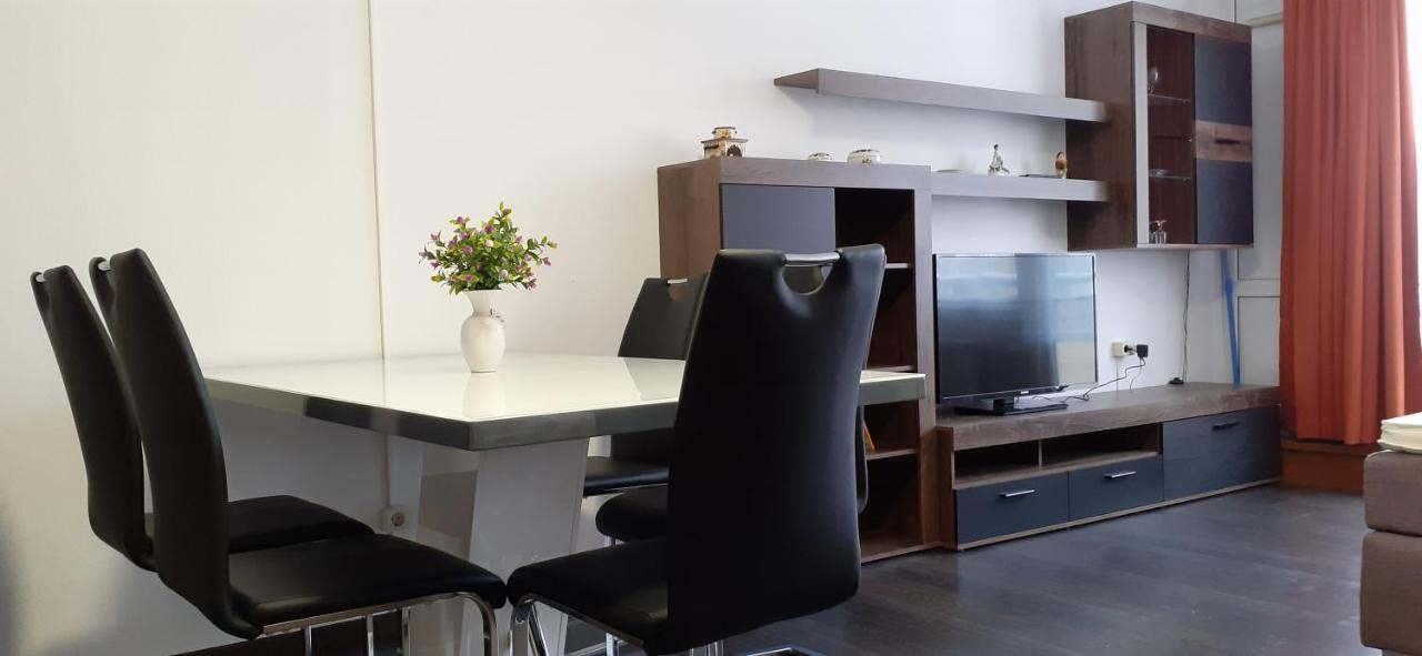Ferienwohnung Falkennest ザンクト・エングルマール エクステリア 写真